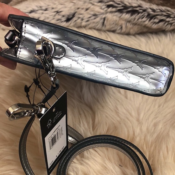 KARL LAGERFELD PARIS convertible bag - Picture 7 of 15